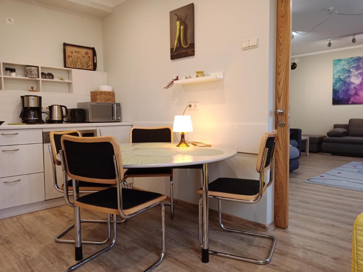 Family Or Group Apartment In Green Center Riga Dış mekan fotoğraf